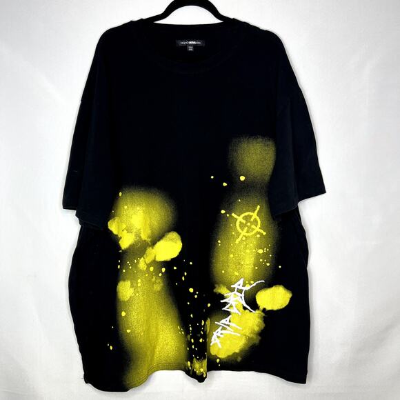 Fashion Nova Mens Short Sleeve Tee Black Yellow Spray Paint Size 3XL - Picture 1 of 9